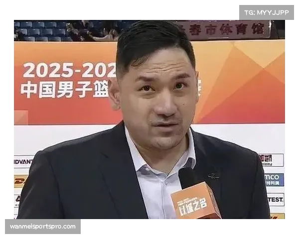 钟诚五秒决策要求 接球后快速选择避免阵地战消耗体能